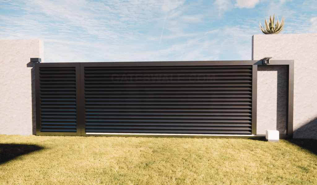Sliding gate with Gate operator