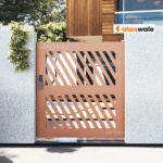 wicket gate with smart lock